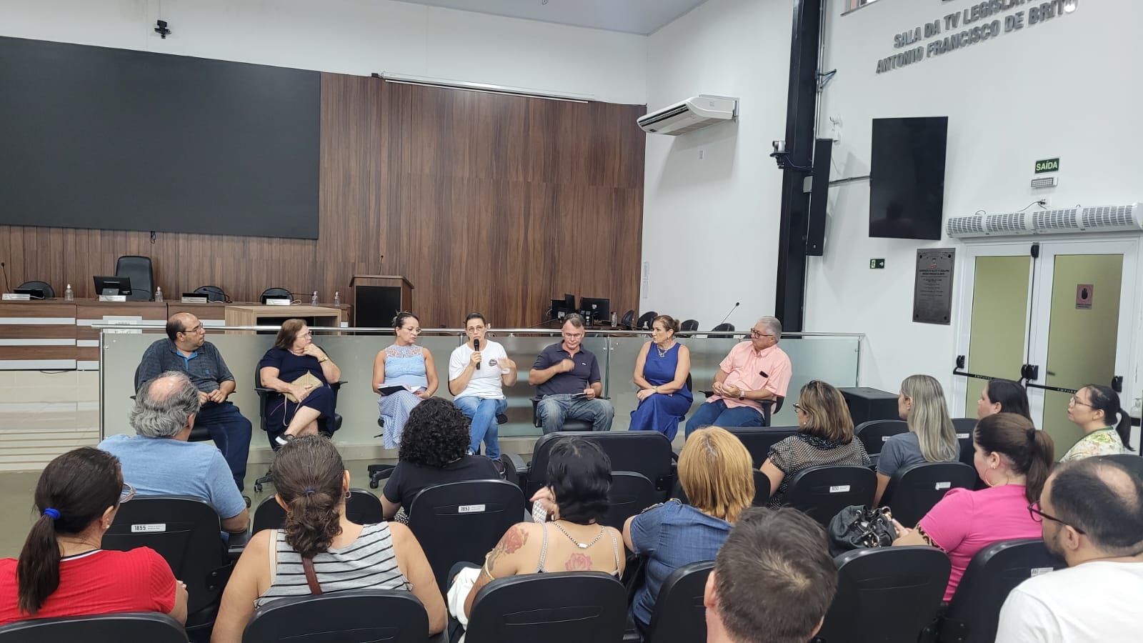 Câmara Municipal debate sobre segurança alimentar com representantes da sociedade